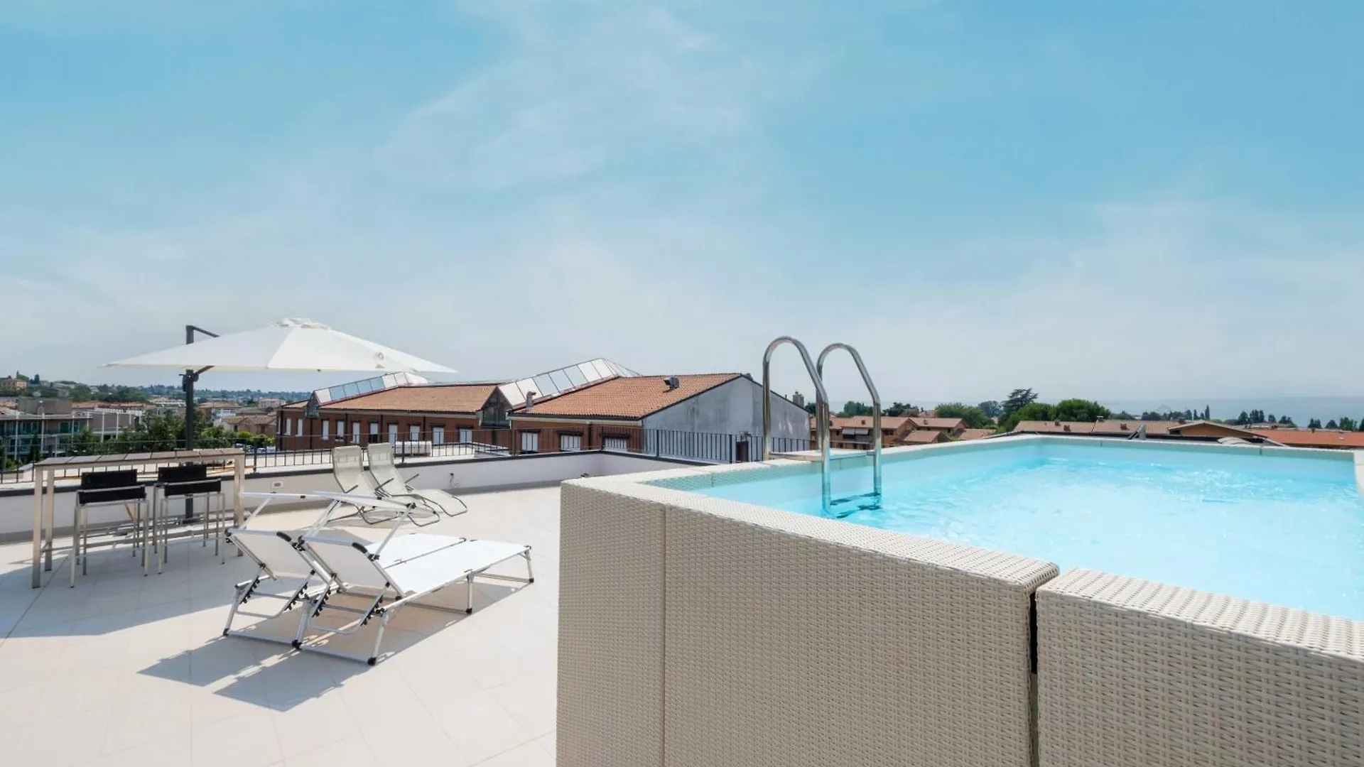 Apartmentsgarda - Residenza Maycol Bardolino 0*,  Italy